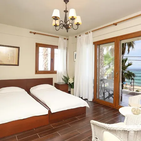 Mare Blu - Beachfront, Panoramic View, Garden * Pefkochori